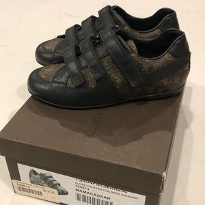 New in Box! Louis Vuitton Children’s Sneaker